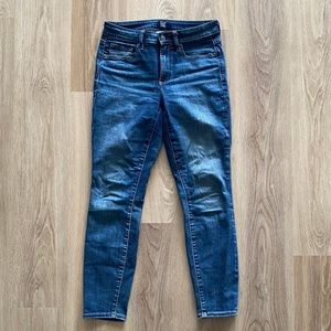 Gap High-Rise Curvy True Skinny Jeans